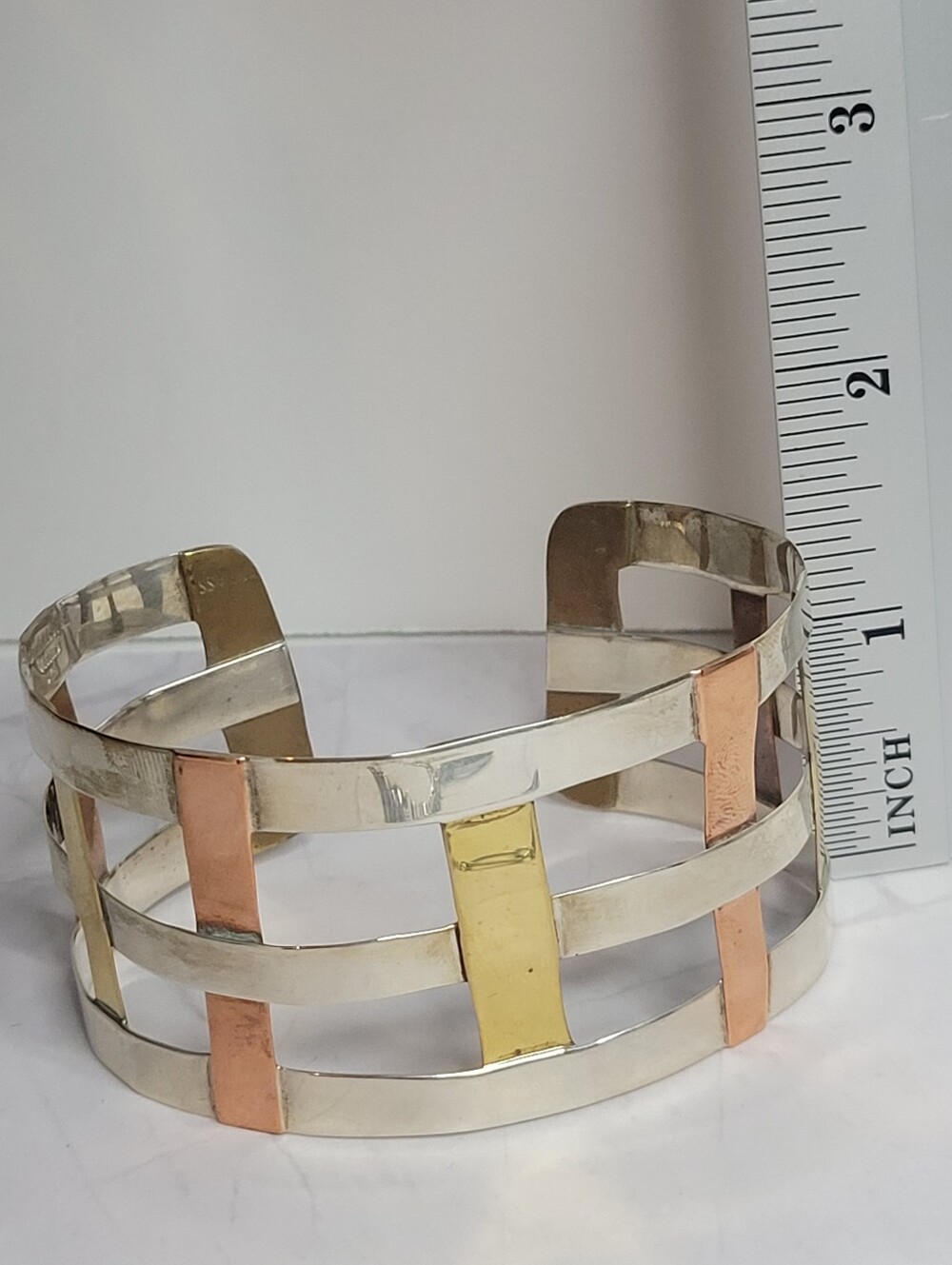 VTG. Stamped Robert Lee Morris Mixed Metal Basket Weave Designer Bangle Bracelet